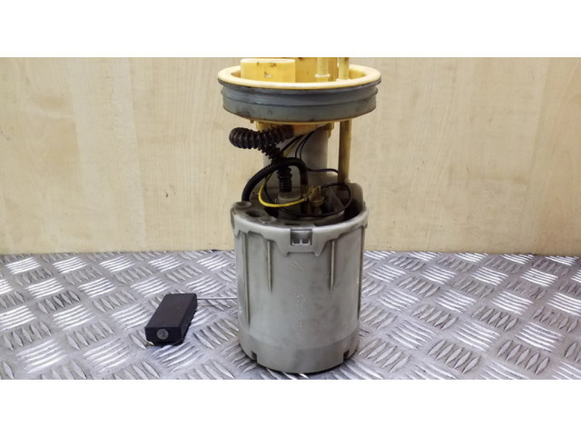 Насос топлива (в топливном баке)