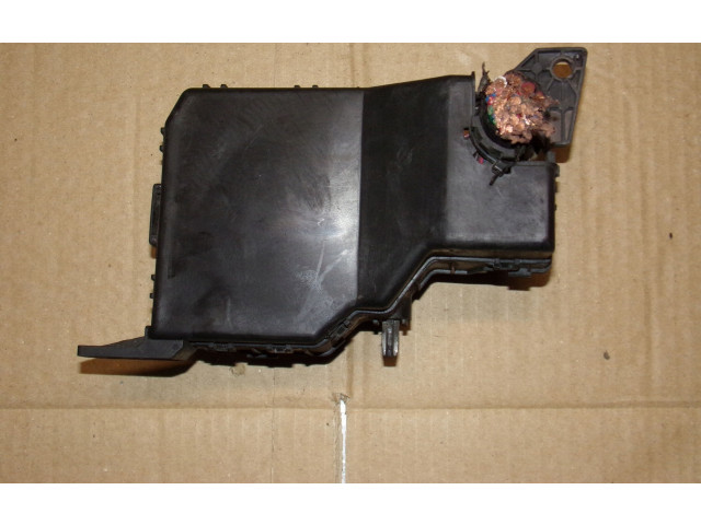   Pojistková skříňka    KIA Joice 1999