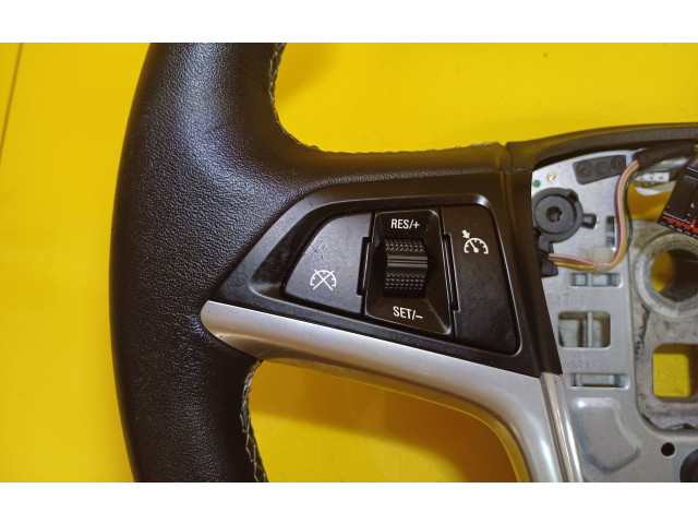 Руль Opel Meriva B  2010 - 2016 года 13412200      