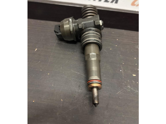 Форсунка 0414720313    Volkswagen Caddy   