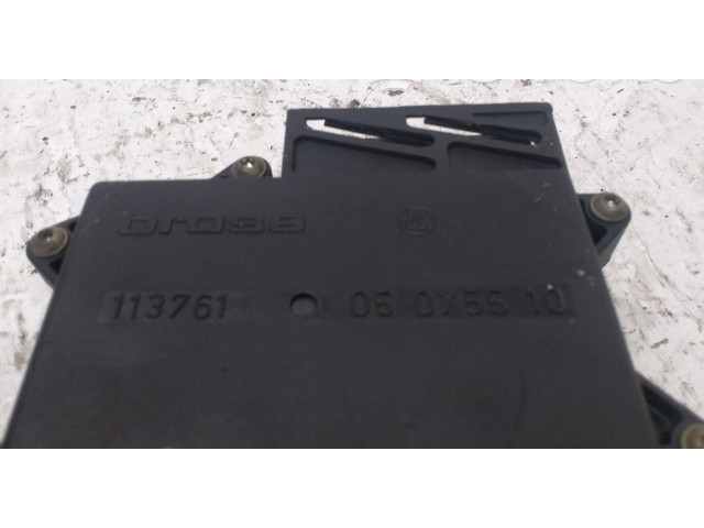 Передний двигатель механизма для подъема окон