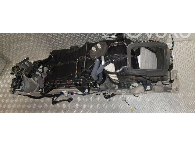 Вентилятор печки FW93-19B555-AG Jaguar XJ X351