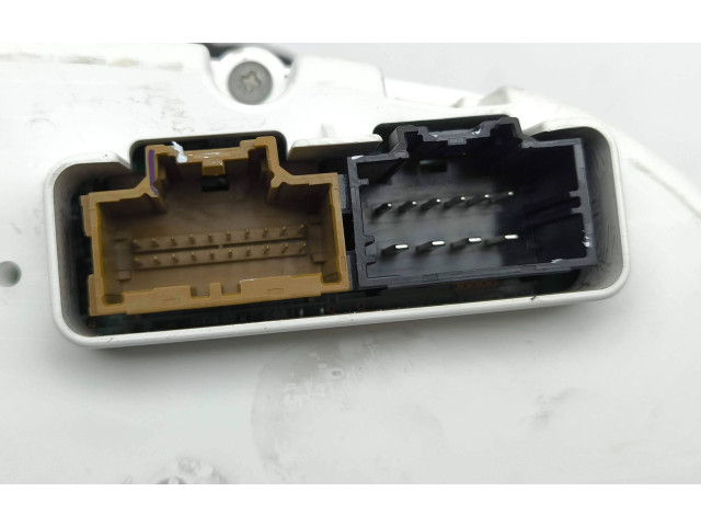 Панель приборов CR0039609M0C0, 003682250000 Jeep Grand Cherokee