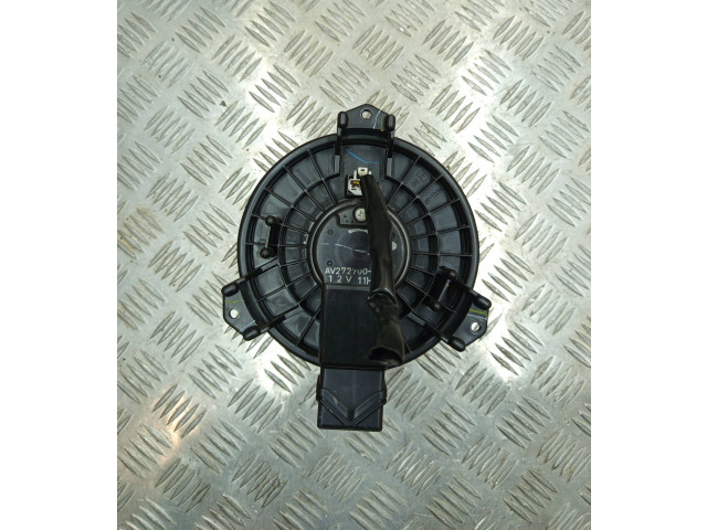 Вентилятор печки    AV2727000311, 12V1141   Suzuki SX4