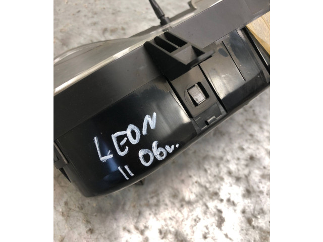 Volant Seat Leon (1P) 2006 1P0920804C  