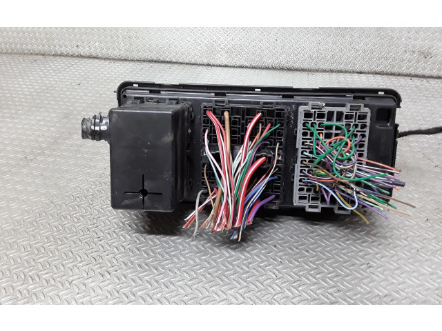 Блок предохранителей    Chevrolet Captiva    