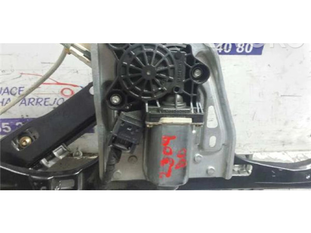 Zpětné zrcátko Mercedes-Benz C W203 2004