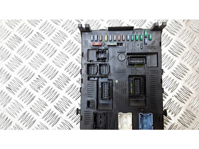 Блок предохранителей  9661940180   Citroen C6    