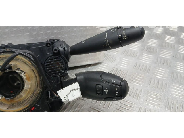 Ручка стеклоочистителей 96667319XT, 10022804   Peugeot 5008