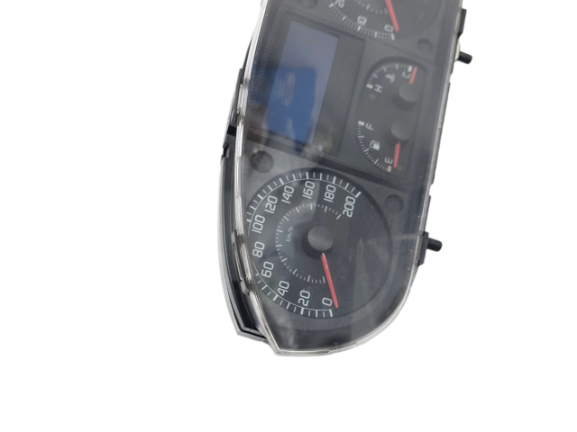 Спидометр (приборный щиток) 735364160, 735364160 Fiat Idea