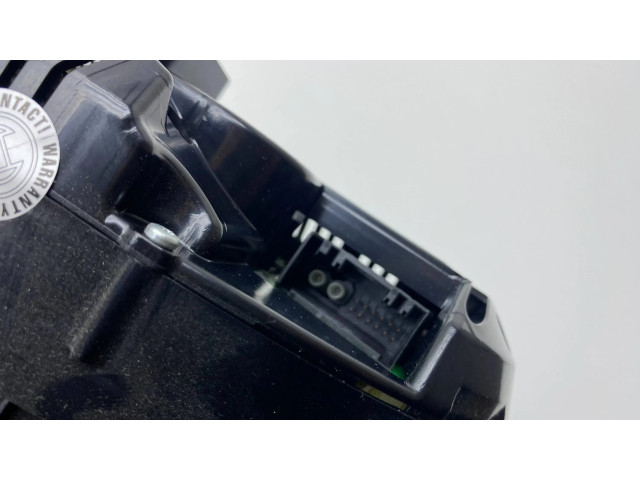 Přístrojová deska BMW 7 F01 F02 F03 F04 2010 9220798, 0263685160