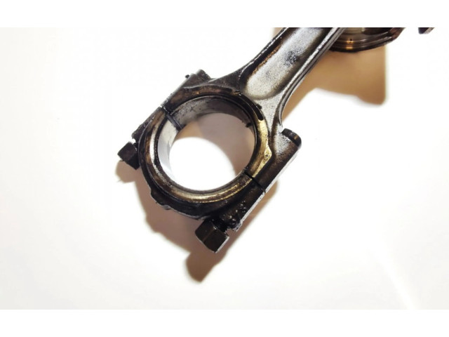  Поршень с шатуном    Peugeot Expert  