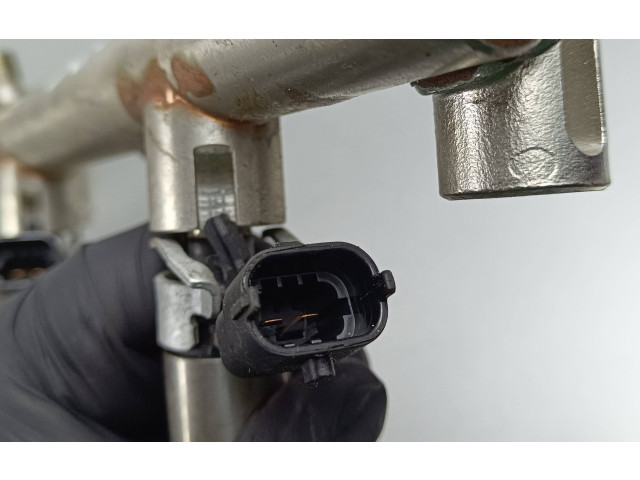 Топливная рампа 000283628, 326170021 Maserati Levante для двигателя 55263624