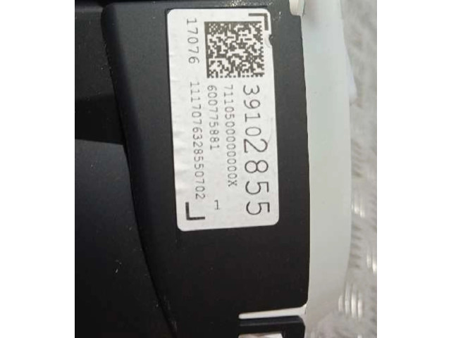 Přístrojová deska Opel Astra K 2017 39102855