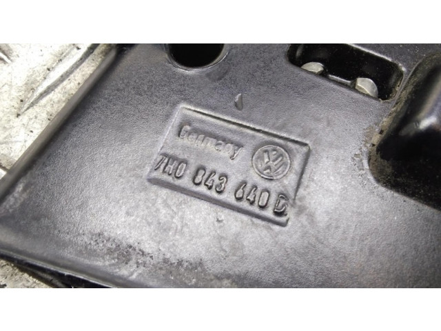 Ограничитель открытия двери