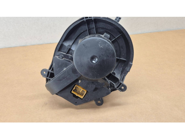 Вентилятор печки 740221233F, 8D1820021 Skoda Superb B5 (3U)