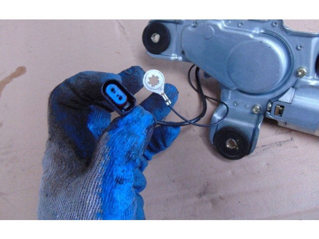 Моторчик заднего дворника     Ford Ka