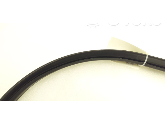 Уплотнительная резина (на дверях) 7N0839718 Volkswagen Sharan