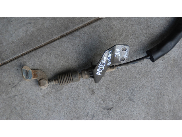 Přístrojová deska Mitsubishi Pajero 2004 200KM