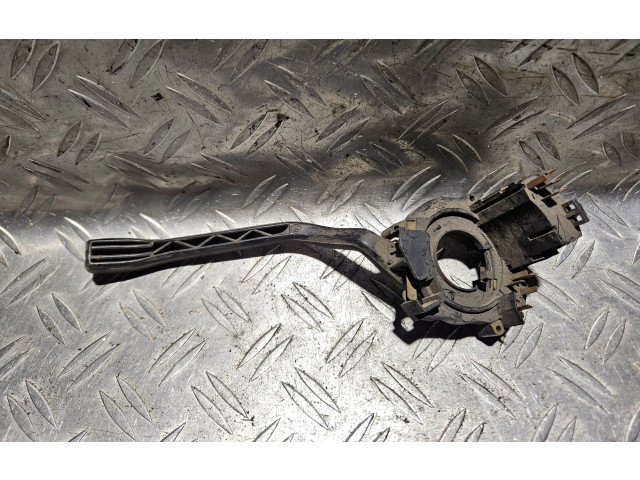 Ручка стеклоочистителей Volkswagen Golf II