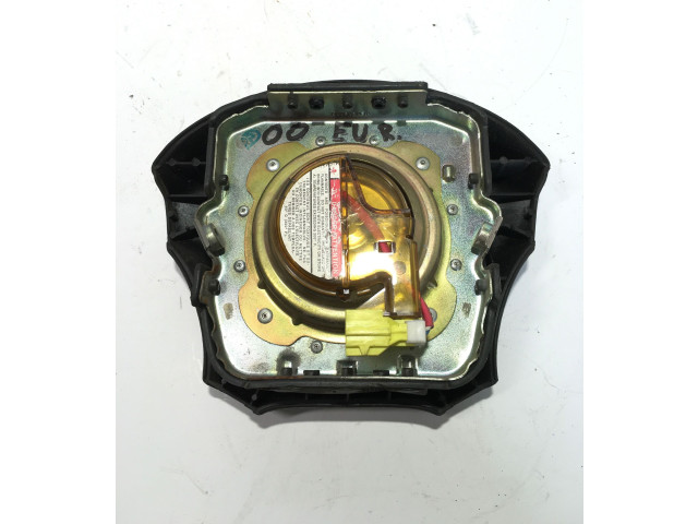 Подушка безопасности водителя Infiniti QX4