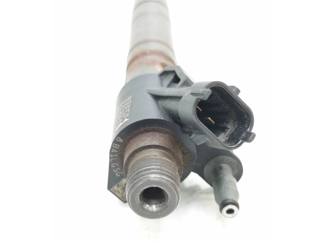 Форсунка 31303238, 0445116046    Volvo V70  D5204T7 