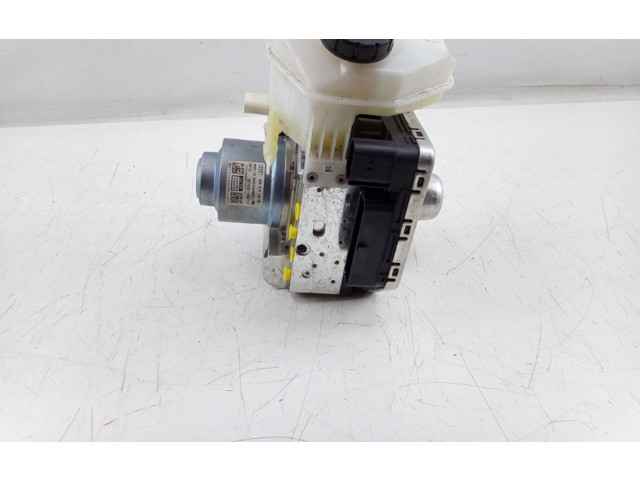 Блок АБС Audi e-tron - года