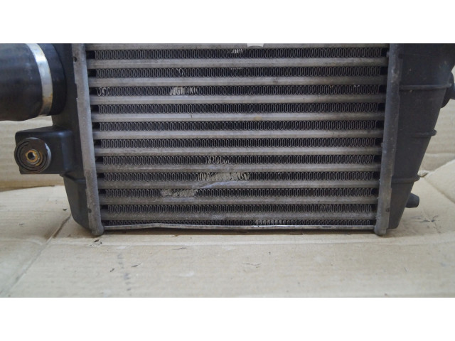 Интеркулер  517159990   Alfa Romeo GT 1.9