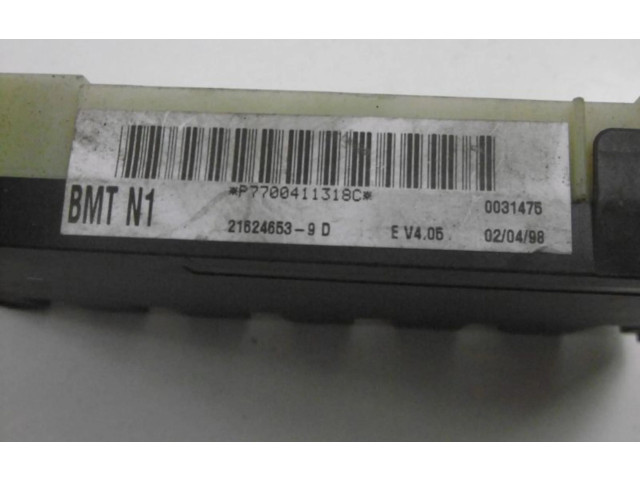 Блок предохранителей P7700411318C, P7700411318C Renault Clio II