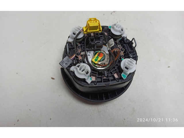Подушка безопасности водителя 8V0880201AC Audi Q3 8U
