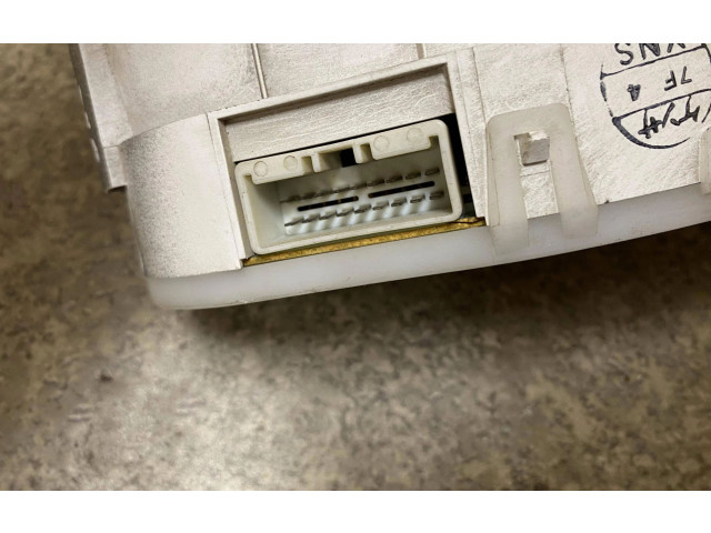 Панель приборов FDGE6VD Mazda 626