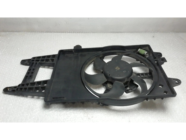 Вентилятор радиатора 823700600 Fiat Idea