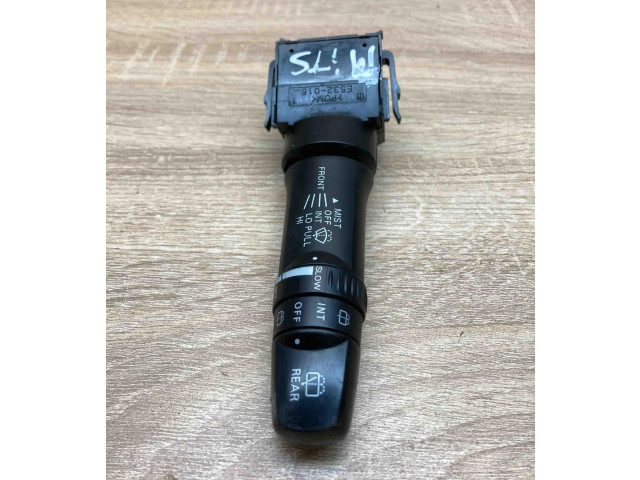 Ручка стеклоочистителей Mitsubishi L200 2006 - 2014 года E532016