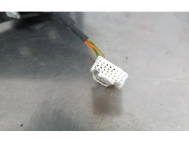 Zpětné zrcátko  Nissan Juke I F15     