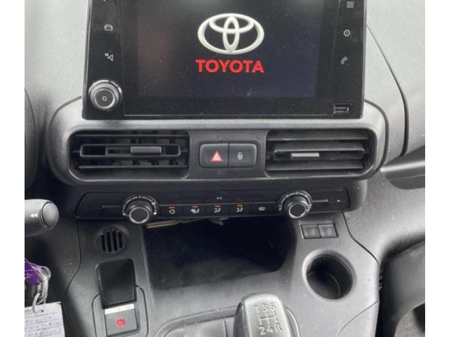 Jednotka ABS SU001B3993 Toyota ProAce City 2021