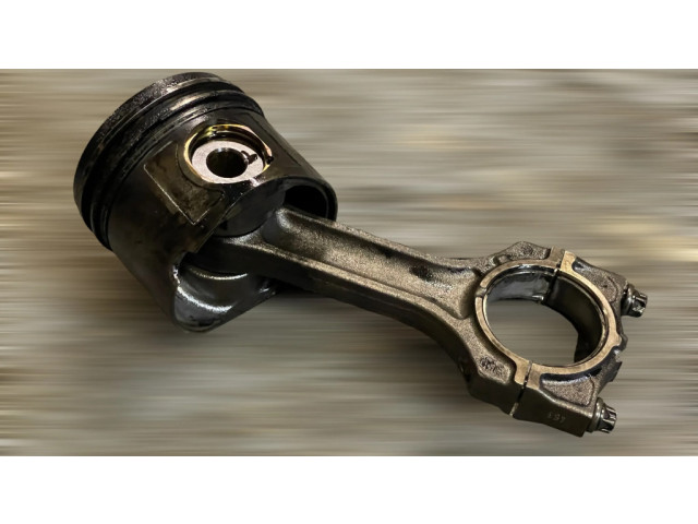 Поршень с шатуном 83950 BMW X5 E53 для дизельного двигателя 3.0