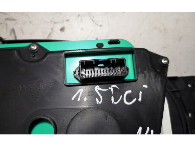 Панель приборов 8200752813   Dacia Logan I       