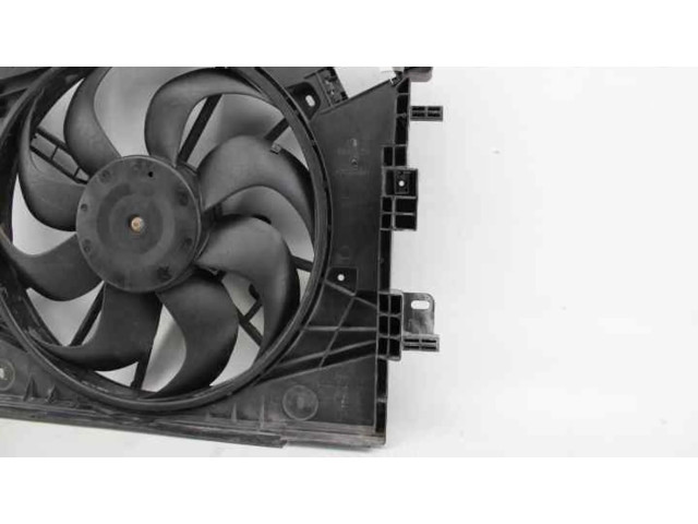 Вентилятор радиатора     214818009R, 214818009R    Renault Clio IV 