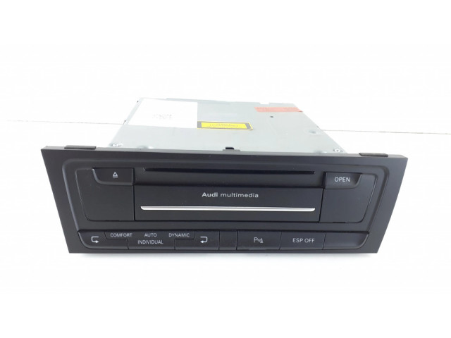 Радио/ проигрыватель CD/DVD / навигация