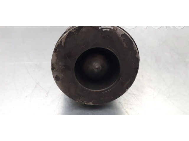 Поршень с шатуном Renault Clio II