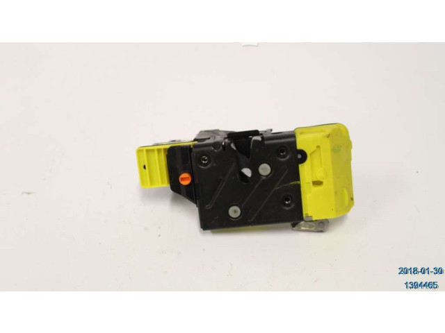 Моторчик заднего дворника 30699756    Volvo V70