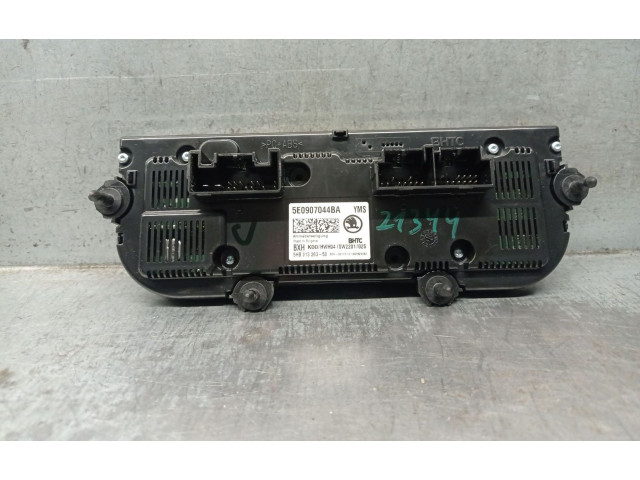 Блок управления климат-контролем 5E0907044BA, 5E0907044BA Skoda Octavia Mk4