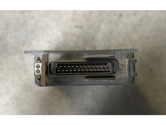 Блок управления двигателя 321906263B, 0280800042 Volkswagen Golf II