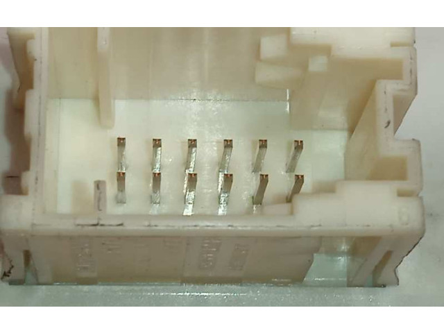 Pojistková skříňka Другие блоки управления / модули 32433404171, 55892110 BMW X3 E83 2006