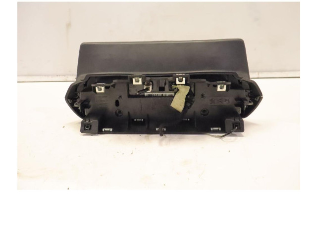 Дисплей E119074 Peugeot 2008 II