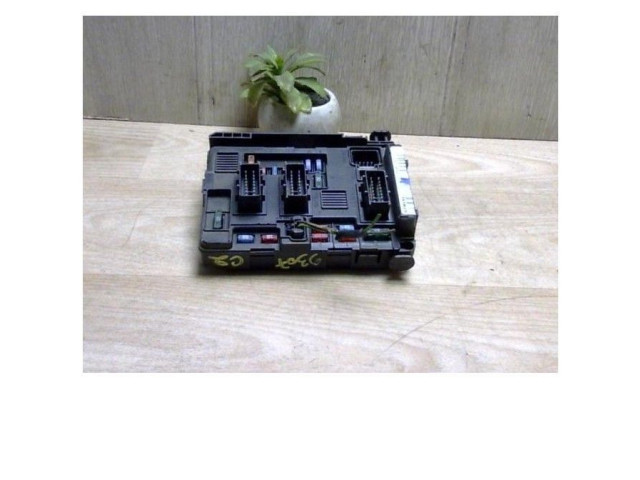 Блок предохранителей     Citroen C2    