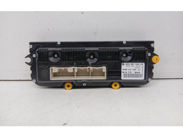 Блок управления климат-контролем 3B1907044A, 5HF00761702   Volkswagen PASSAT