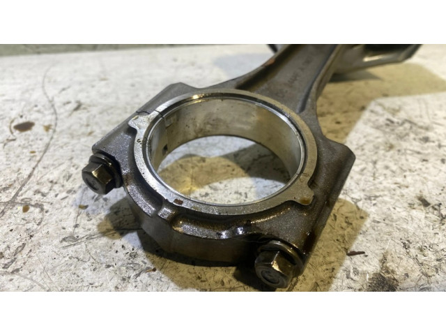 Píst Dodge Challenger pro benzínový motor 5.7