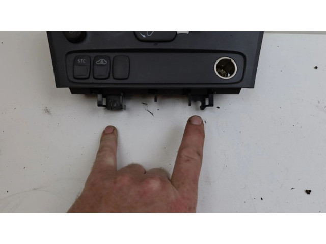 Блок управления климат-контролем 8682930, 8682930   Volvo V70