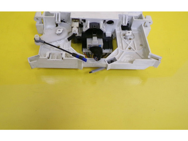 Блок управления климат-контролем MR916369, CAB502A011A Mitsubishi Carisma